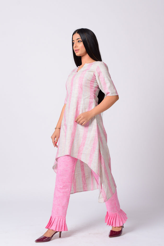 Stylish Street - SSE presents *Up and down kurti with... | Facebook